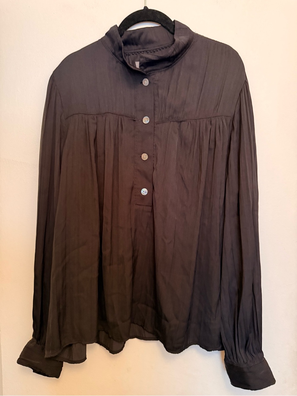 Silk blouse from Anthropologie like new.